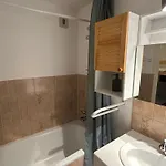 Spacieux En Montagne Avec Loggia, Au Coeur De La Station, Proche Piste Et - Fr-1-814-62